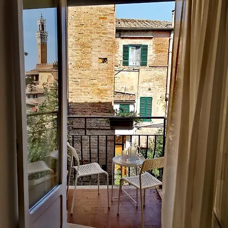 招待所 Il Campanone Di 锡耶纳